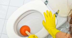 WC verstopft – Anleitung um Verstopfungen zu lösen