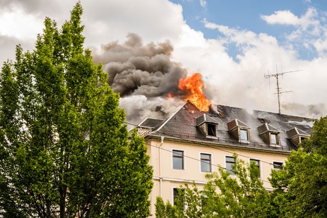 Vorbeugender Brandschutz für Hausbesitzer und Heimwerker - Wie Sie sich schützen!