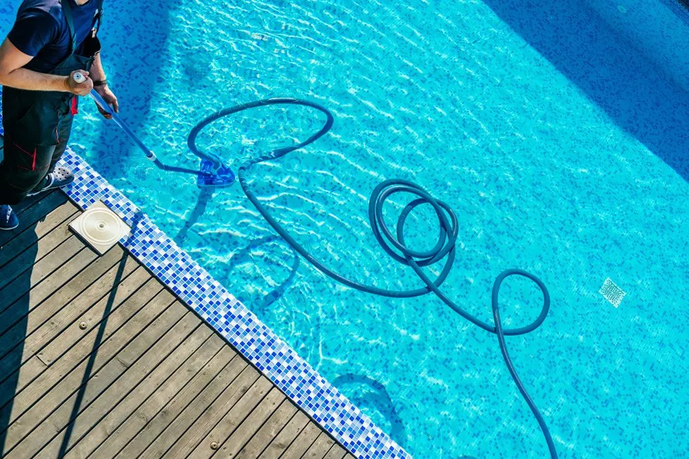Pool reinigen